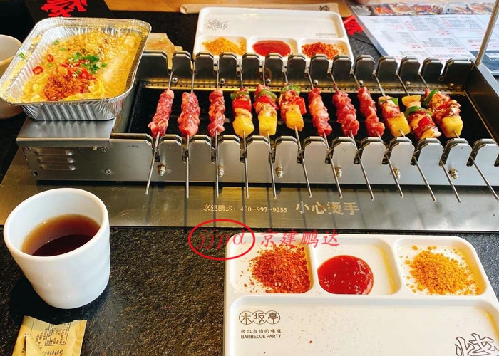 家庭使用全自動(dòng)翻轉燒烤機多少錢(qián)一臺呢？